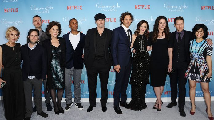 Premiere Of Netflix's "Gilmore Girls: A Year In The Life" - Arrivals